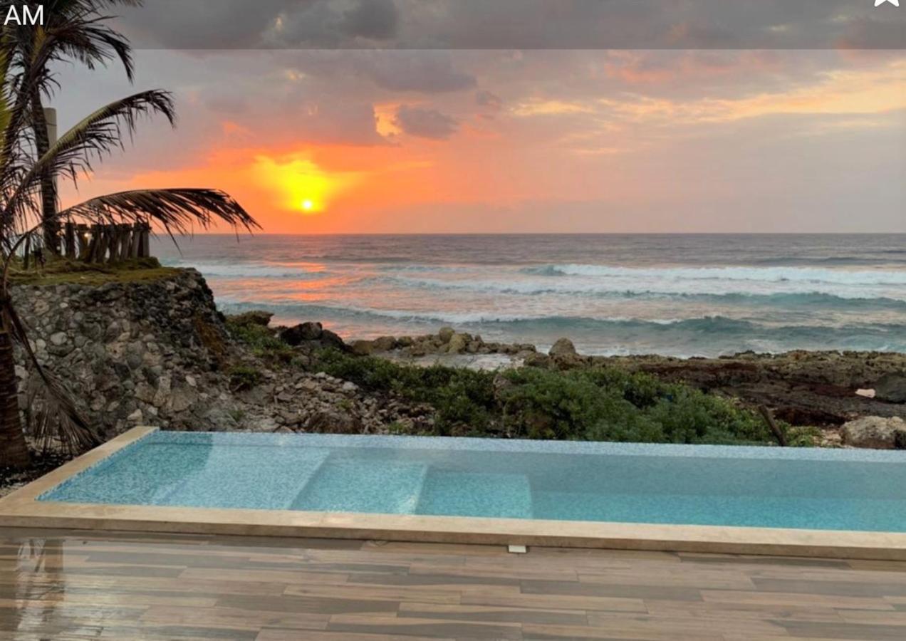 Riviera Maya Luxury Oceanfront Condo Akumal Exterior photo